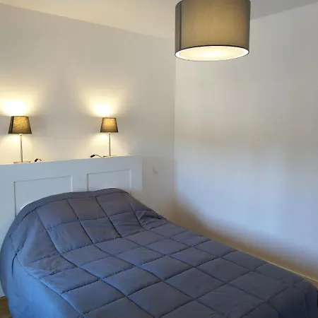 La Fourmondiere Superieure, Maison Eclusiere Montflours